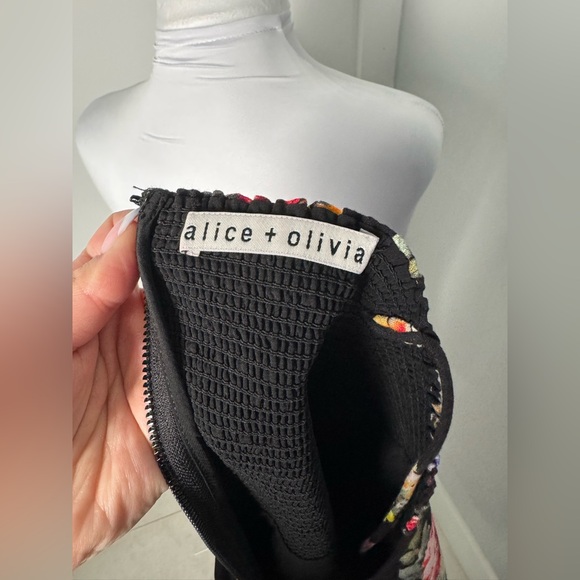 Alice + Olivia Glinda Floral Mini Dress/Size Medium - Picture 6 of 9